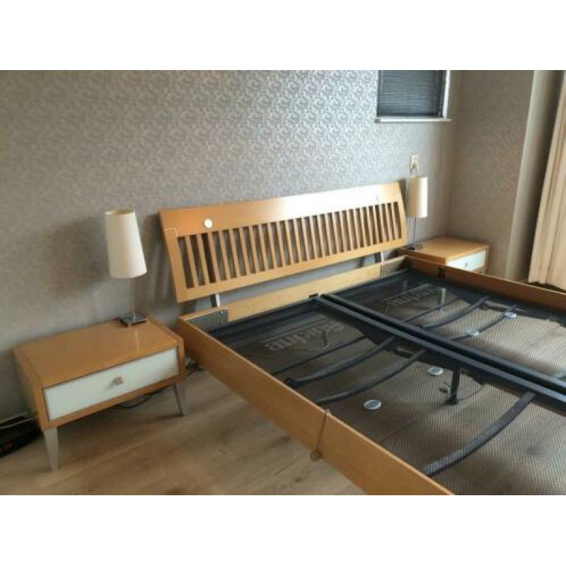 Morgana/Auping bed 180x200 met nachtkastjes en ladenkast