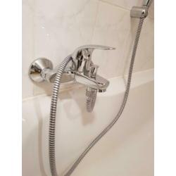 3 GROHE badkamer kranen