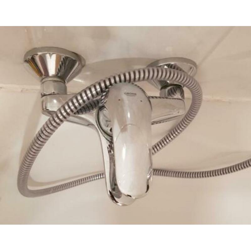 3 GROHE badkamer kranen