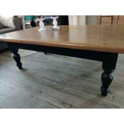mooie grote grenen salon tafel