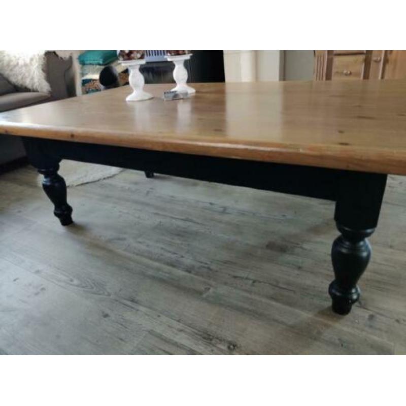 mooie grote grenen salon tafel