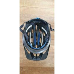 Giro helm Torrent 54-61cm zonneklep