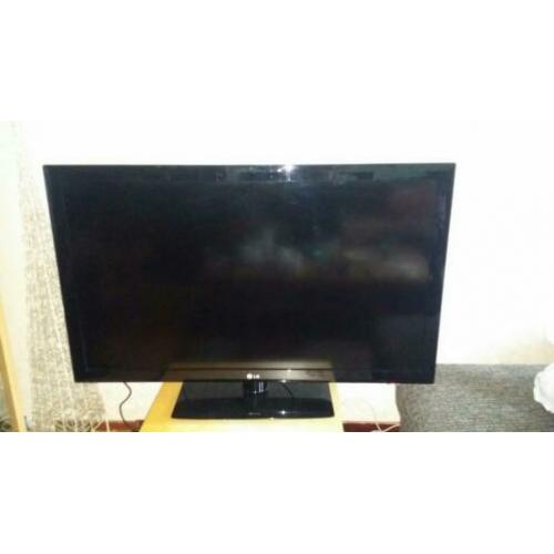 Mooi LG LCD Full HD 47 inch 119 cm
