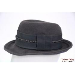 Vintage Dameshoed Christl Wagner grijs 55 = S tot XS