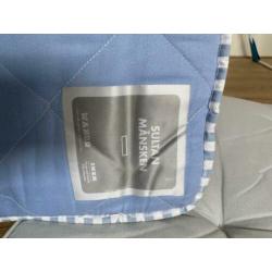 Bedframe met matras (140x200)