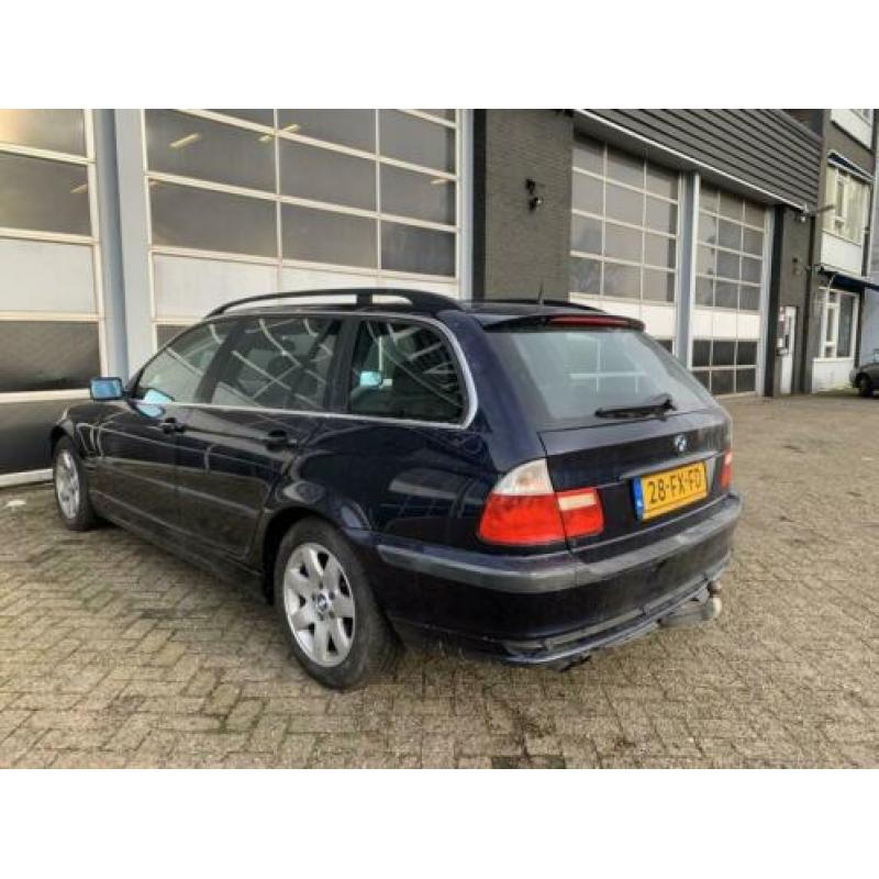 BMW 3-serie Touring 320i Executive NWE APK NAP Youngtimer