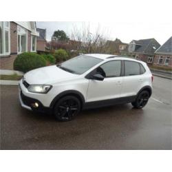 Volkswagen Polo 1.2 TSI 105pk Cross PARELMOER WIT XENON/LED