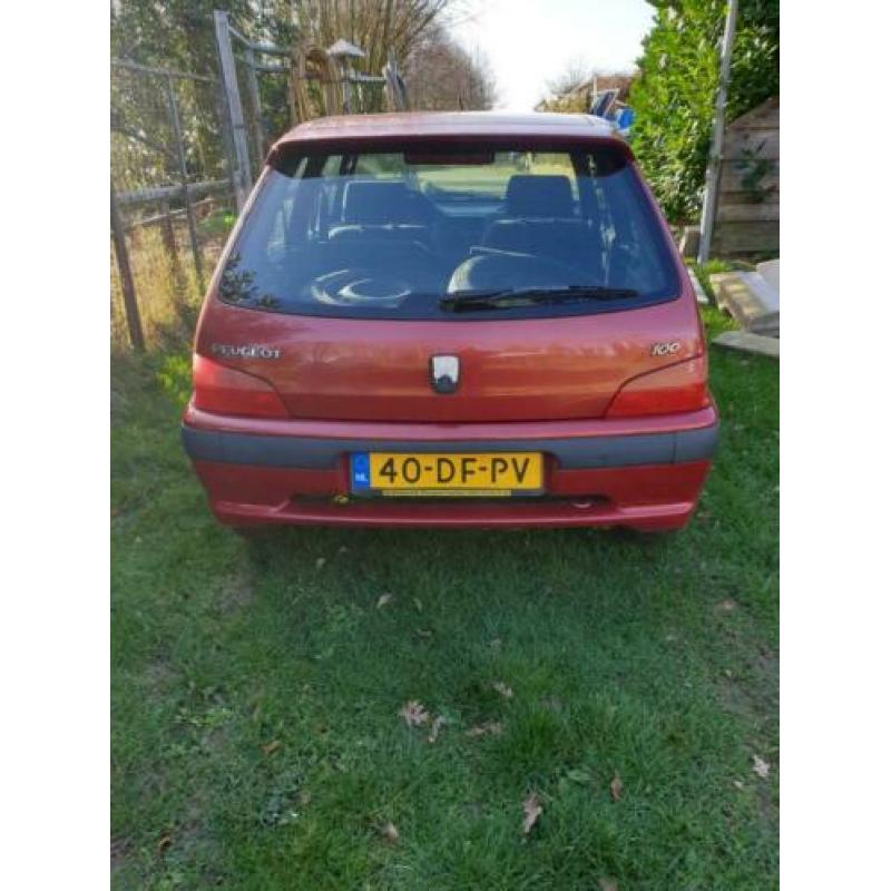 Peugeot 106 1.1 Accent 1999 Rood