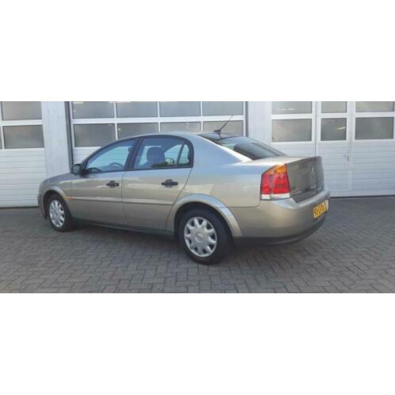 Opel Vectra 2.0 DTI SDN