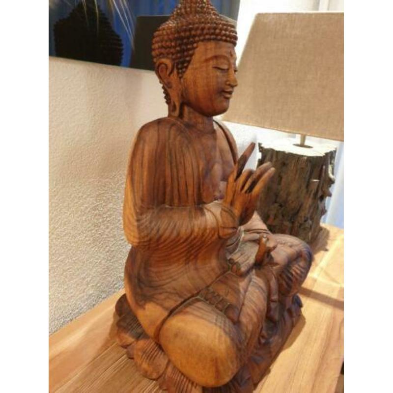 Houten boeddha beeld