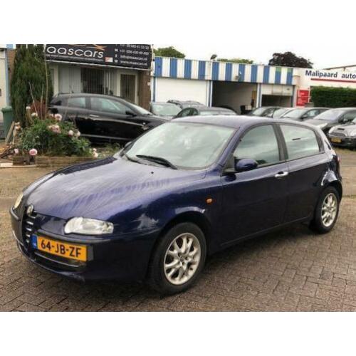 Alfa Romeo 147 1.6 T.Spark Veloce Distinctive 2002 5-deurs!