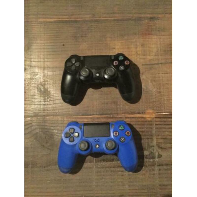Playstation 4 + controllers + headset + fifa 20 en gta 5