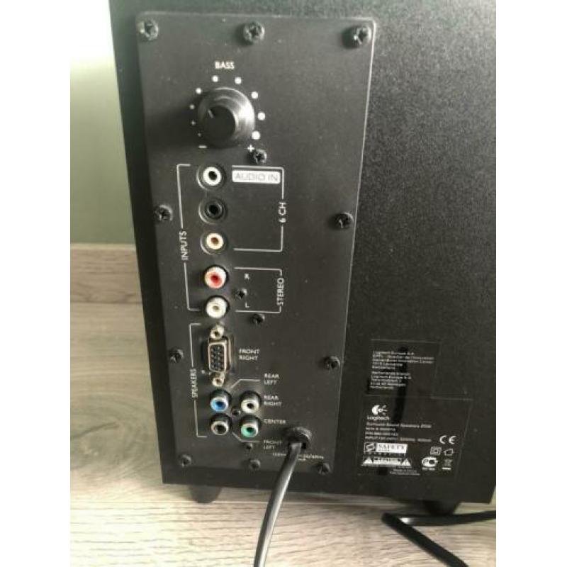 Logitech Z506 surround speaker system
