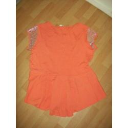 NIEUW! Trendy mooie design peplum top van Zizzi maat L=XXL