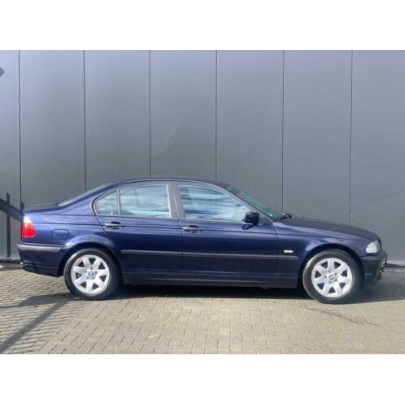 Bmw 3-SERIE 316i Executive Ecc Cruise PDC