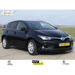 Toyota Auris 1.8 Hybrid AUTOMAAT Panodak Navi (bj 2015)