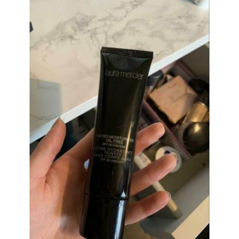 Laura mercier tinted moisturizer nieuw