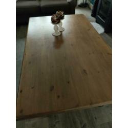 mooie grote grenen salon tafel