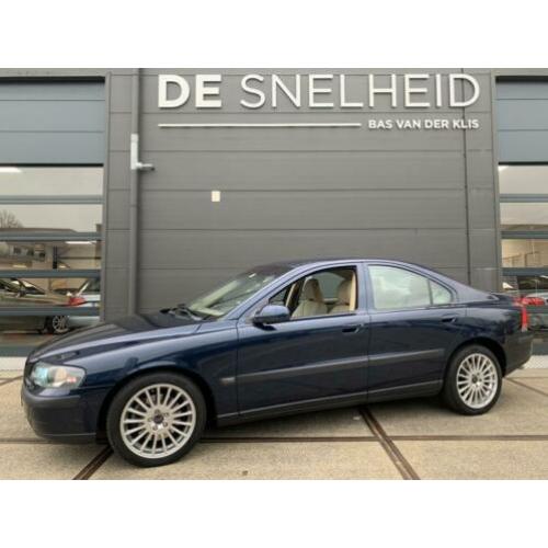 Volvo S60 2.5 T AWD Geartronic Automaat, Youngtimer