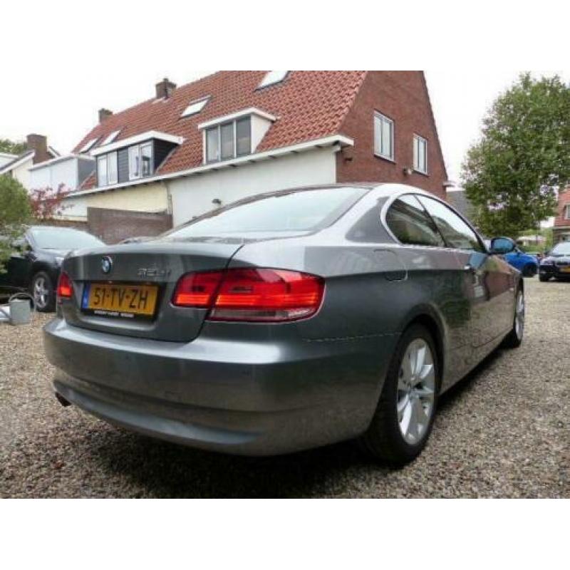 BMW 3-serie Coupé 325i High Executive Automaat