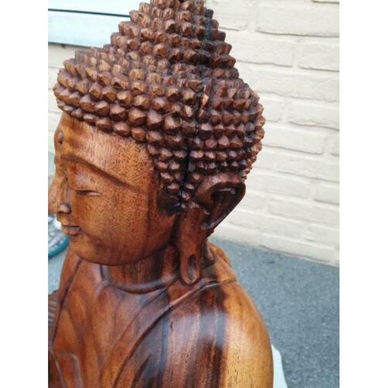 Houten boeddha beeld