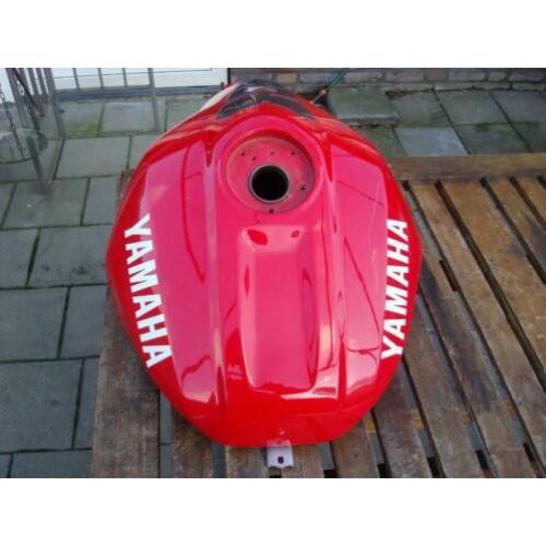 Yamaha R1 tank