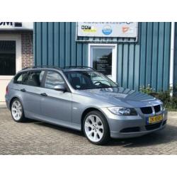 BMW 3-serie Touring 320i !93DKM! PANOAUTOMAAT!