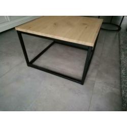 NIEUW! Supermooie, gave & hele aparte eiken salontafel!!