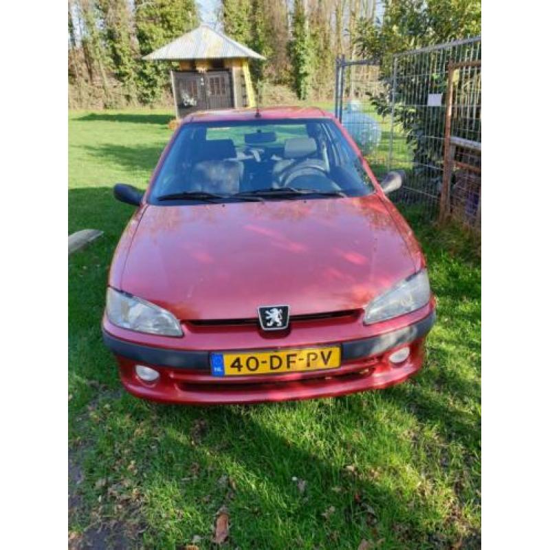 Peugeot 106 1.1 Accent 1999 Rood