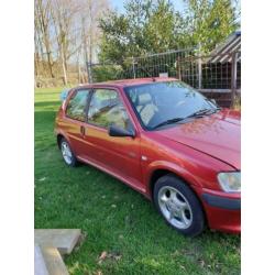 Peugeot 106 1.1 Accent 1999 Rood