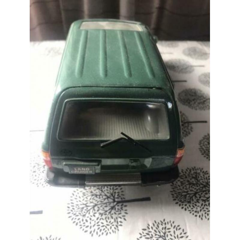 Toyota Land Cruiser .