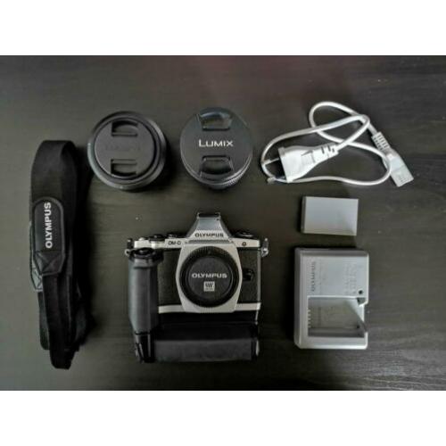 Olympus OM-D E-M5 complete set met lenzen en batterijgrip