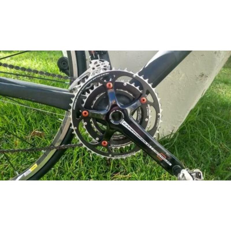 Full carbon beone racefiets