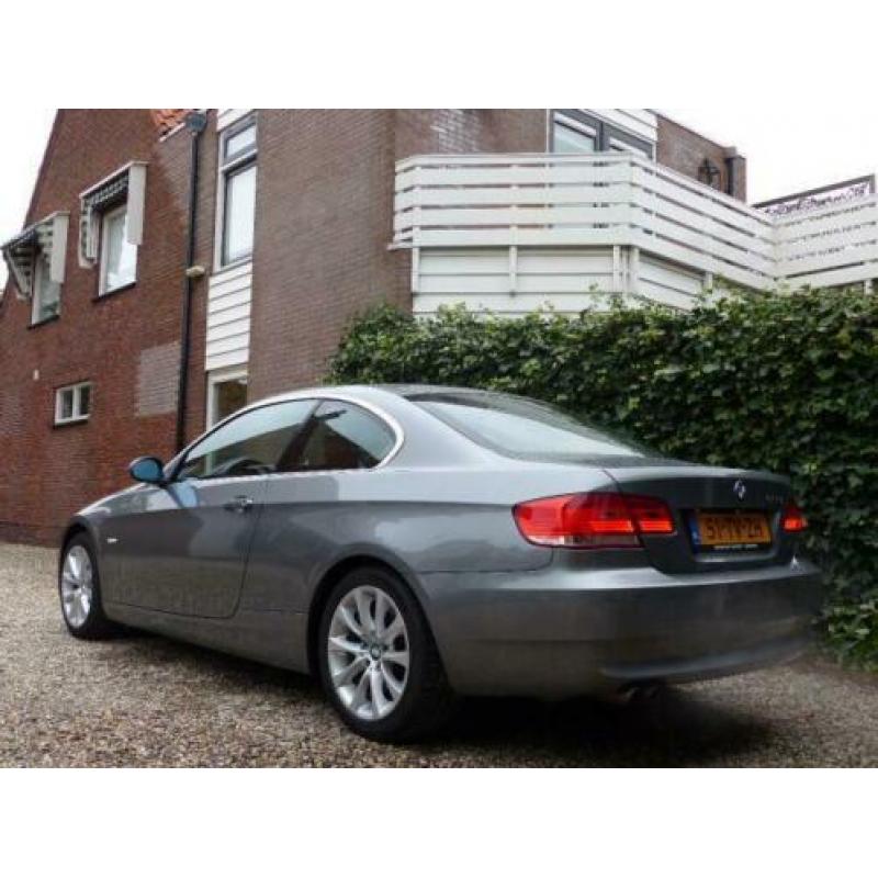 BMW 3-serie Coupé 325i High Executive Automaat
