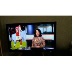Mooi LG LCD Full HD 47 inch 119 cm