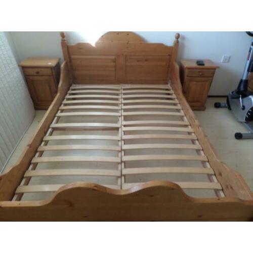 Bed 140 geloogd grenen