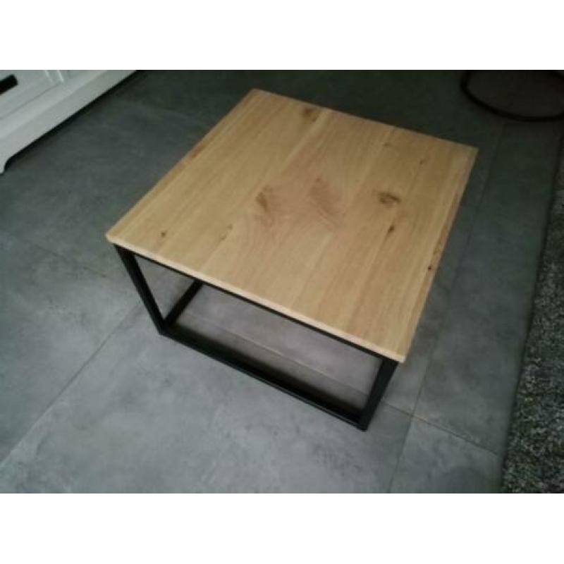 NIEUW! Supermooie, gave & hele aparte eiken salontafel!!