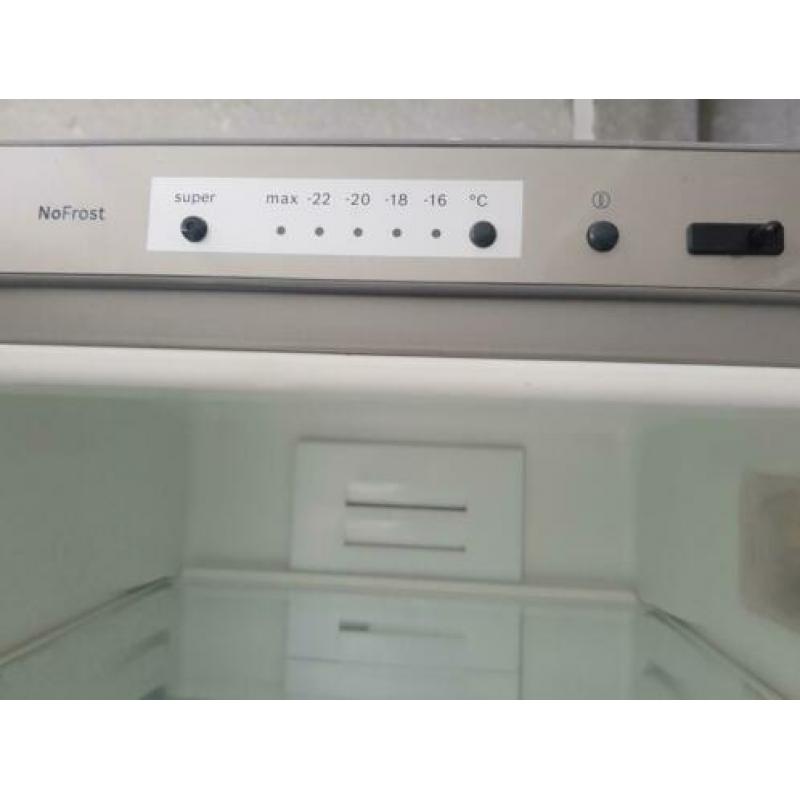 Bosch RVS koelvriescombinatie +/- 185 cm hoog