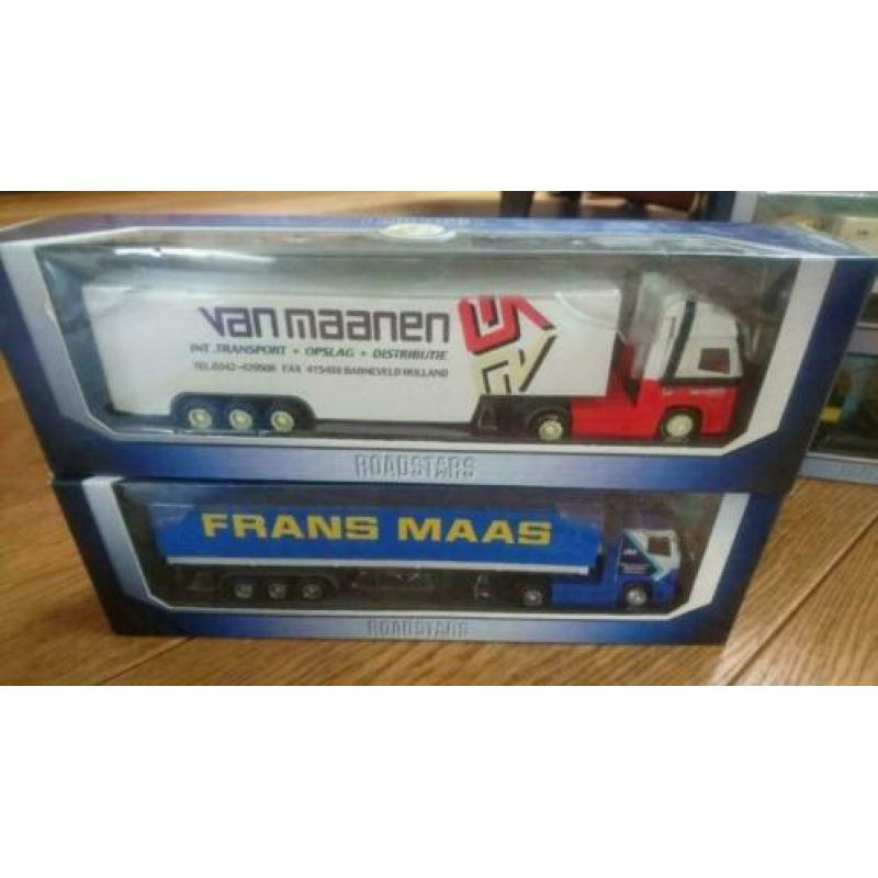 Roadstars schaalmodellen vrachtwagens, 8 stuks