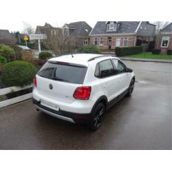 Volkswagen Polo 1.2 TSI 105pk Cross PARELMOER WIT XENON/LED