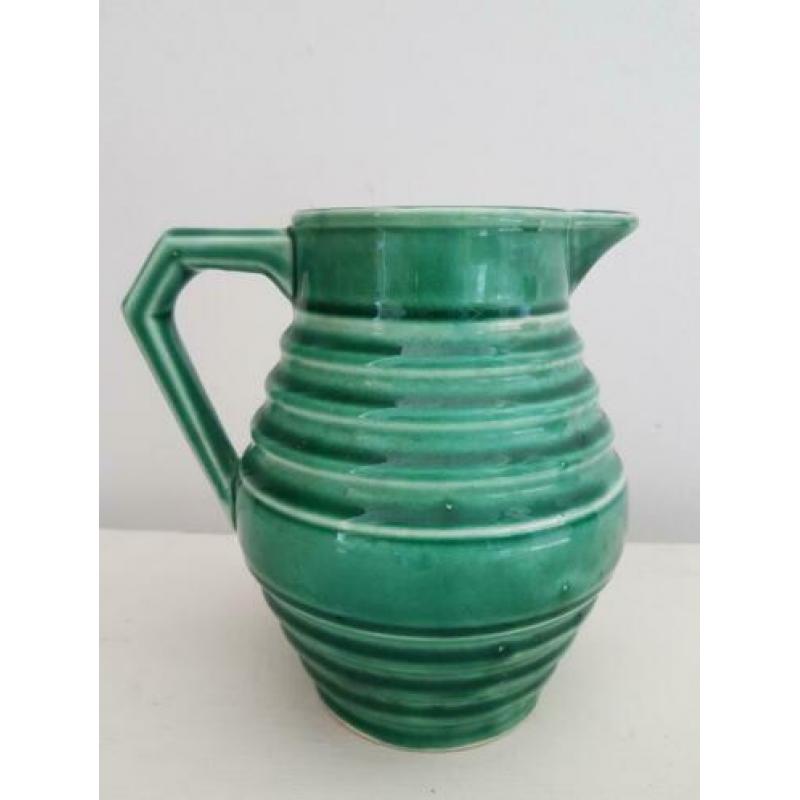 2 antieke / vintage groene aardewerk kannen / vazen
