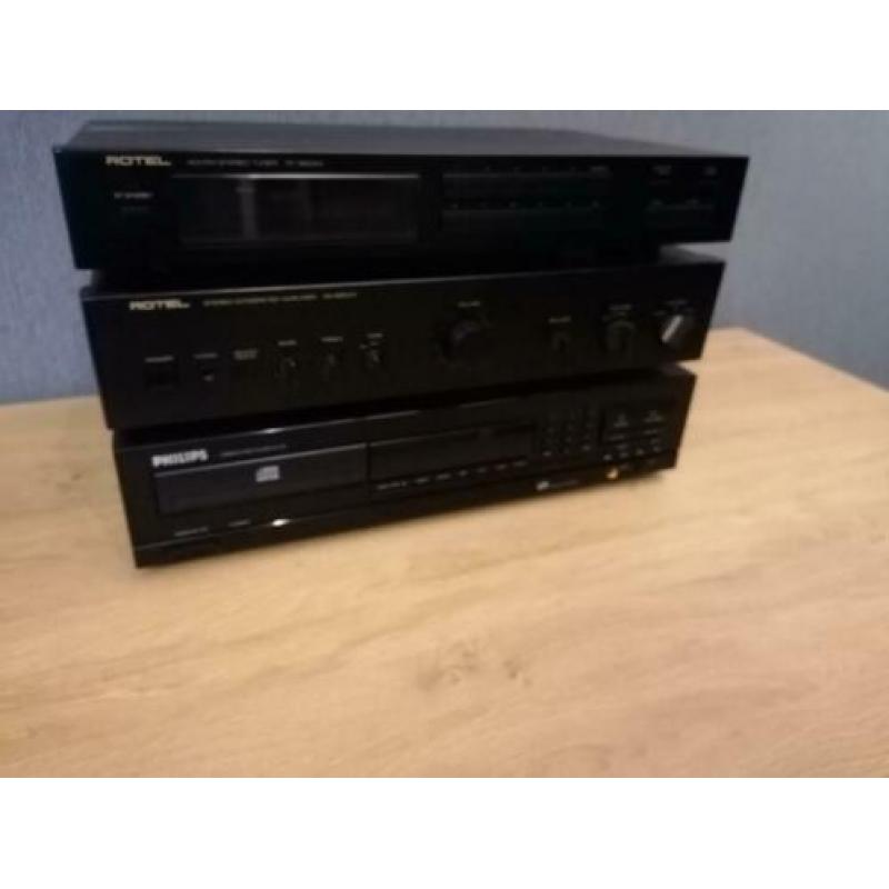 Rotel Versterker En Tuner. Philips cd speler,Tannoy Speakers