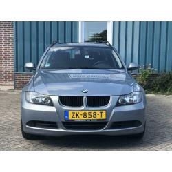 BMW 3-serie Touring 320i !93DKM! PANOAUTOMAAT!