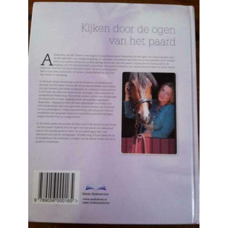 Kijken door de ogen van het paard, Annemarie van der Toorn