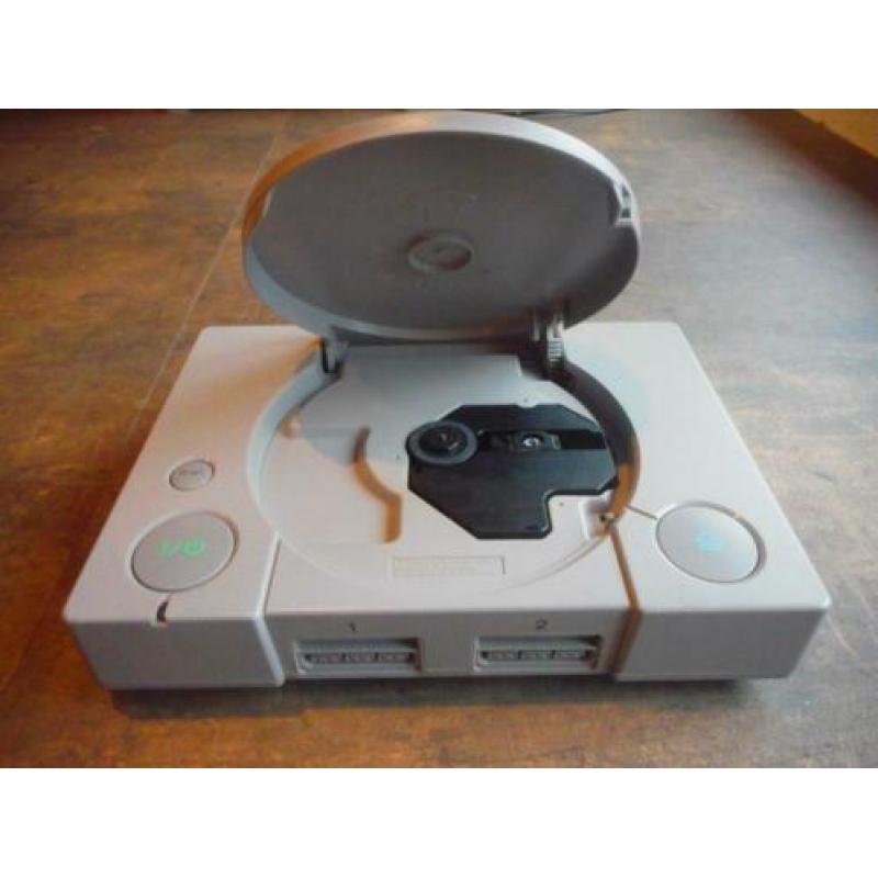 Playstation 1 spelconsole (zie foto's)