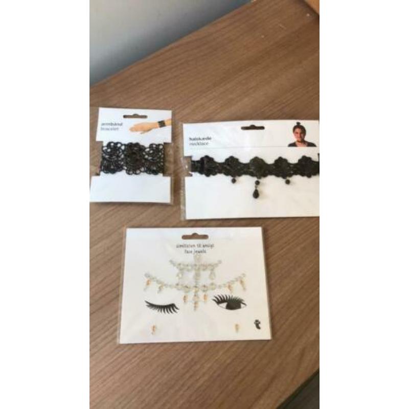 Halsketting en armband te koop nieuw