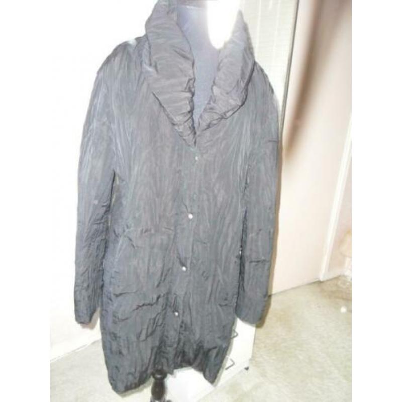 Een mooie zwarte winterjas v Gerry Weber , mt 40