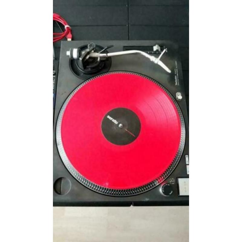 T.k. pioneer djm s9 mixer + 2x technics sl 1210mk2
