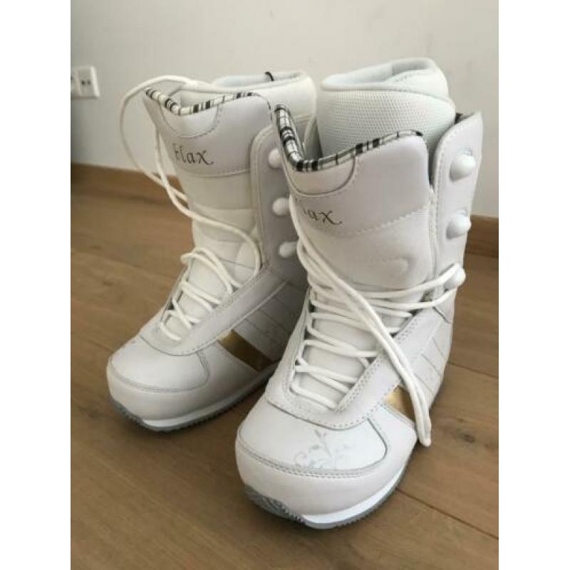 NIEUW Snowboard schoenen softboots EU38