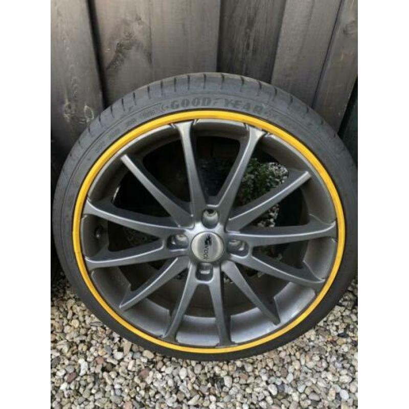 Brock RC Design 17” x 4 velgen plus banden